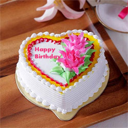 1kg Heart Shaped  cake to Rajahmundry