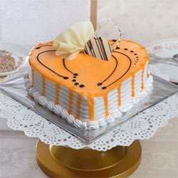 1kg Heart Shaped  cake to Rajahmundry