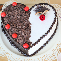 Black forest cake  to Rajahmundry