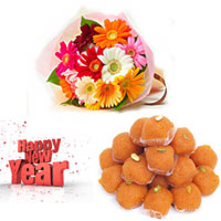 Roses with sweets  to Rajahmundry