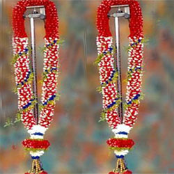  Red & white rose petal Garlands to Rajahmundry