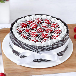 Cherry Filled Chocolate Cake to Rajahmundry
